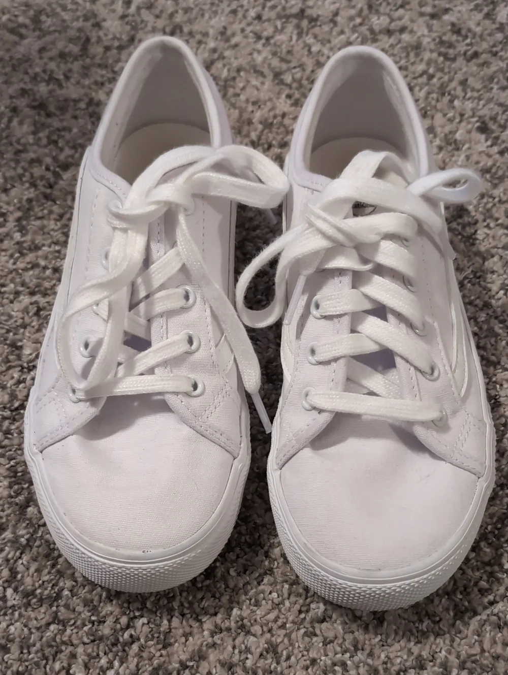 wonder nation White Canvas Kids Lace-Up Sneakers
